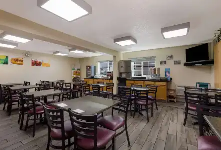 Quality Inn & Suites Medford Airport - 22