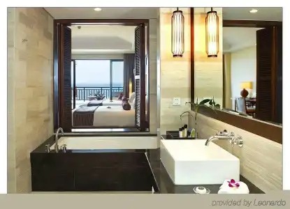 Crowne Plaza Danang by IHG - 3