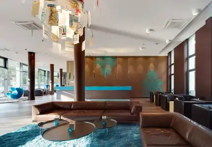 Motel One Köln-Altstadt - 1