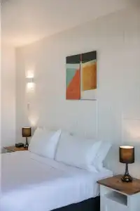 Roselands Motel - 120