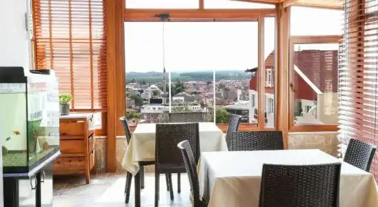 Adali Hostel Pansi̇yon - 15