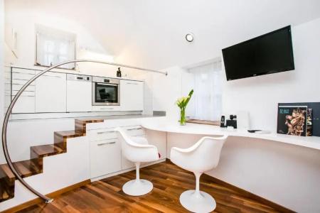 Divota Apartment - 135