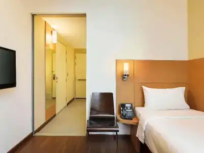 ibis Singapore Novena - 54