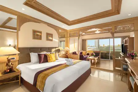 Royal Cliff Beach Pattaya - 16