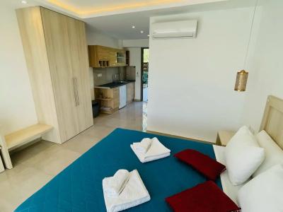Aphrodite Studios & Apartments - 86