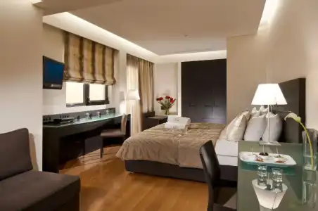 O&B Athens Boutique - 68