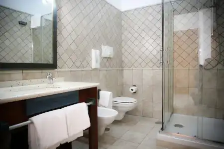 Saint Joseph Resort - 9