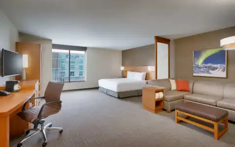 Hyatt Place Anchorage Midtown - 6