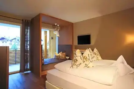Stroblhof Active Family Spa Resort - 46