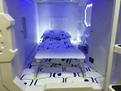 Riccarton Capsule - 1