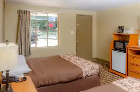 Relax Inn - 3