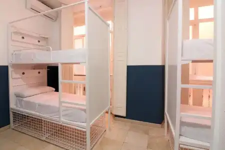 Feel Hostels City Center - 54