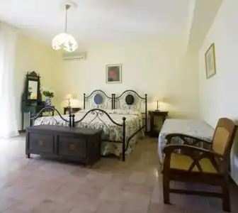 Bed & Breakfast Villa Flora - 2