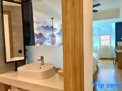 Tropic Towers Apartments - 62