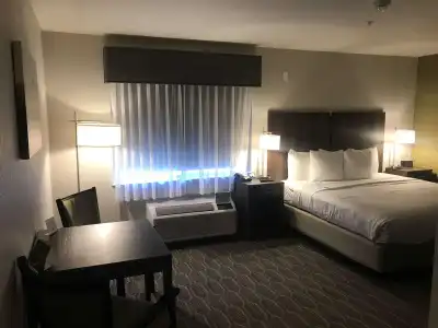 Best Western North Phoenix - 40
