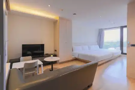 Balcony Seaside Sriracha & Serviced Apartments (SHA Extra Plus) - 278