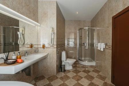 Boho Chic Apartment - 40