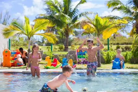 Crystals Beach Resort Belle Mare, a member of Radisson Individuals - 33