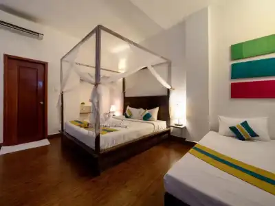 Suite Home Boutique - 36