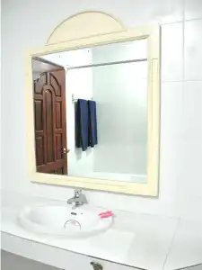Highfive Guest House - 9
