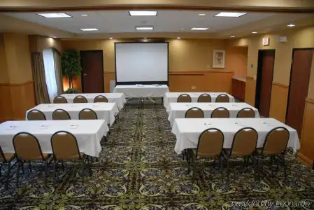 Staybridge Suites Laredo International Airport by IHG - 7