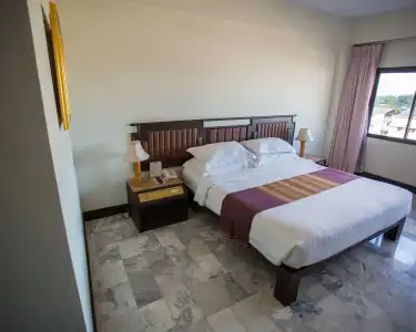Seeharaj Uttaradit - 3