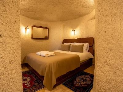 Tulip Cave Suites - 146