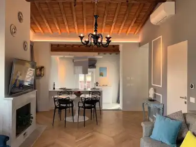 Kairos by Florence Art Apartments - 63