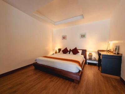 The Bedrooms Boutique - 35