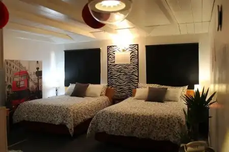 Sage Hills Motel - 4
