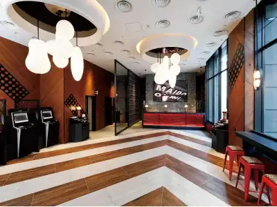 DEL style Osaka Shin Umeda by Daiwa Roynet - 1