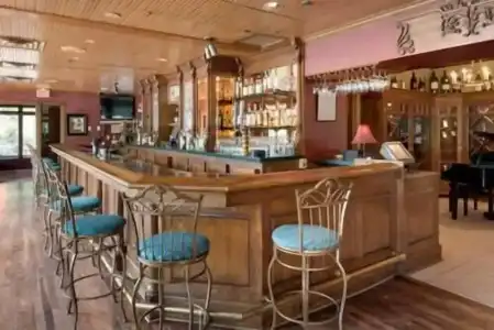 Nicollet Island Inn - 26