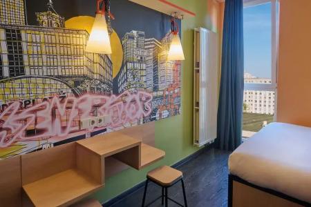 Generator Berlin Alexanderplatz - 86