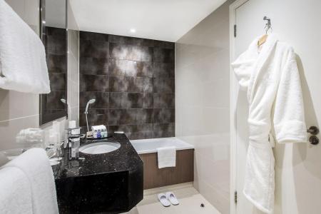 Holiday Inn LONDON - KENSINGTON HIGH ST. by IHG - 25