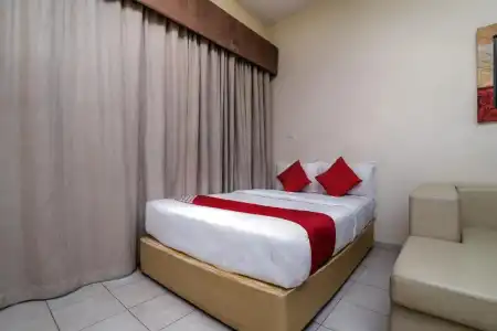 Parkside Suites Apartment - 39