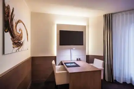 Lindner Dusseldorf Airport, part of JdV by Hyatt - 87