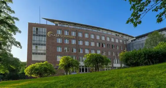 PLAZA Premium Schwerin - 1