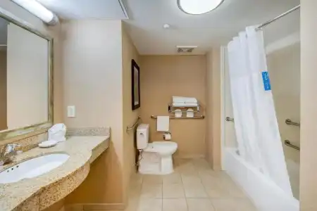 Hampton Inn Wilmington - University Area/Smith Creek Station - 68