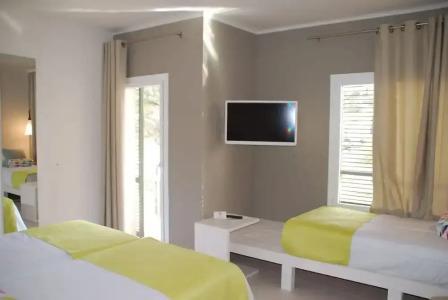 Tarongeta - Adults Only - 32