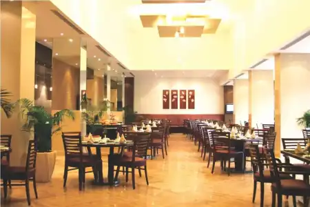 The Retreat & Convention Centre - 36