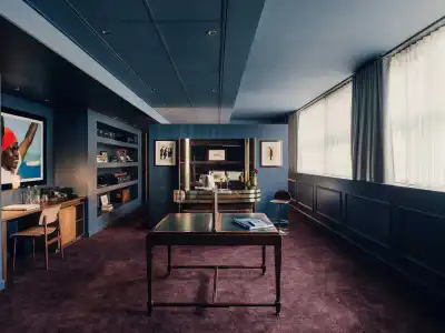 Aethos Milan - 103