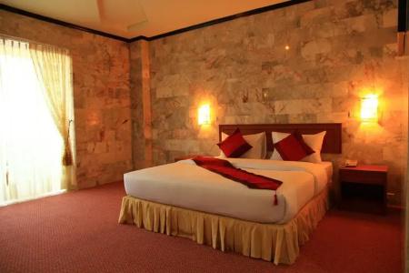 Golden Dragon Resort - 19