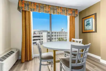 Holiday Inn & Suites Clearwater Beach by IHG - 116