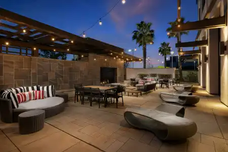 Hampton Inn & Suites Napa - 21