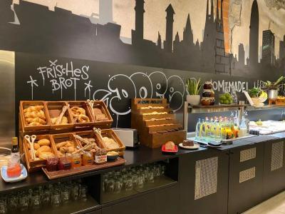 Catalonia Berlin Mitte - 11