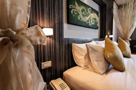 Bossotel - 76