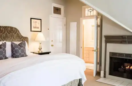 1801 First Luxury Inn - 1