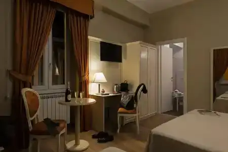 Relais Bocca di Leone Guest House - 60