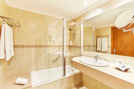 Universal Castell Royal - 25