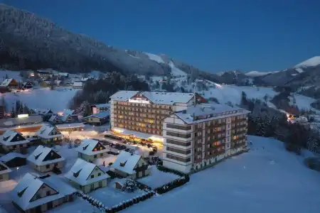 Residence & Club - 16